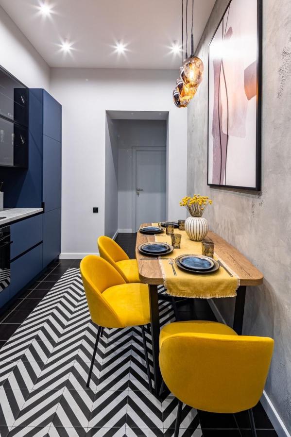 Apartamento Куліша 12 Leópolis Exterior foto
